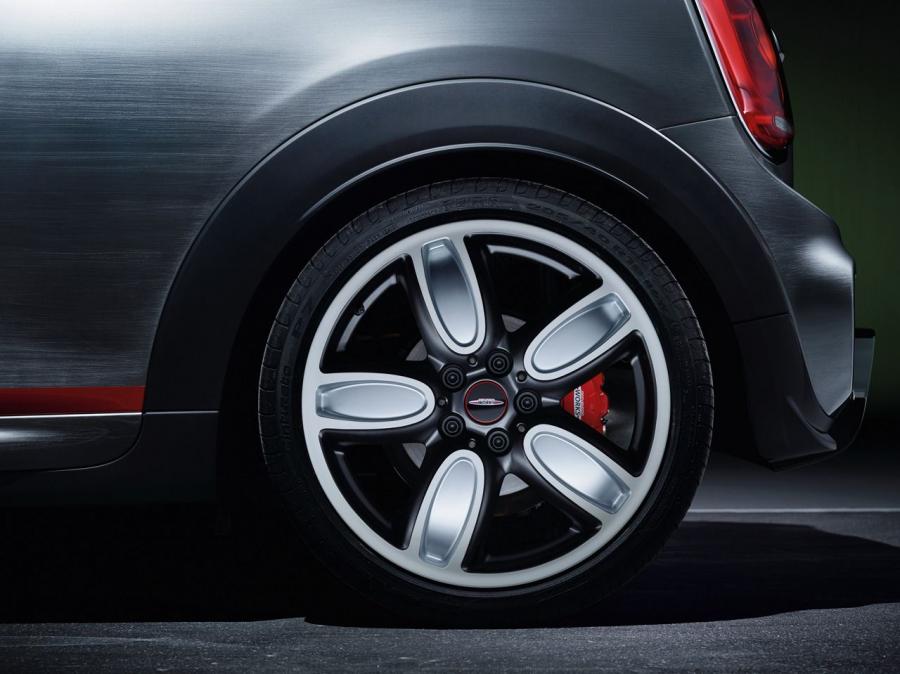  Mini Cooper JCW Concept 2014 года  (фото 14 из 16)